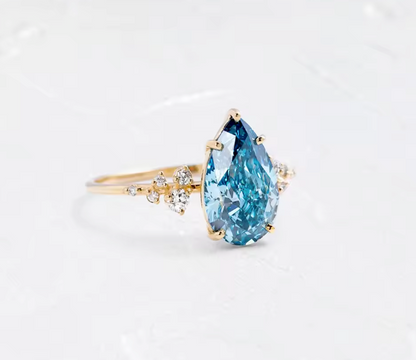 2ct Blue Pear Lab-Grown Diamond Engagement Ring in Yellow Gold – D Color VS1, IGI Certified