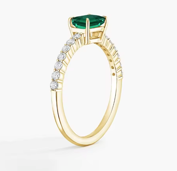 beatrice emerald-cut lab-grown emerald & diamond pavé ring • 5×7mm • 14k yellow gold