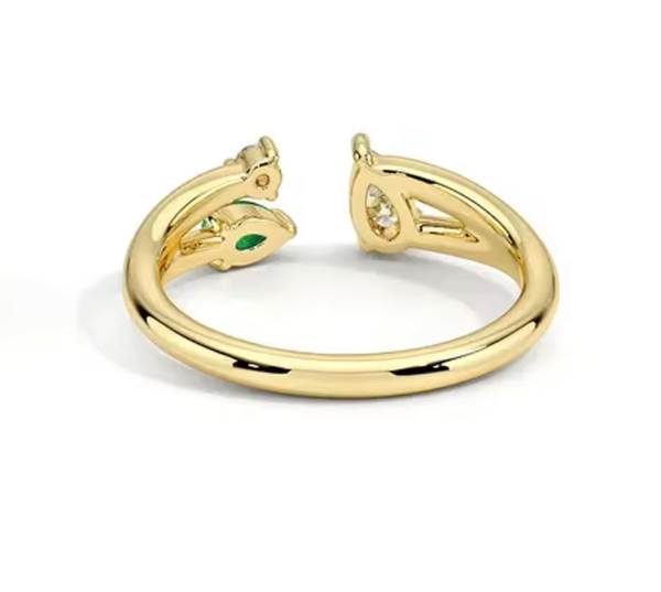 drop-shaped three-stone lab-grown diamond ring in 14k yellow gold – 0.5 ct total