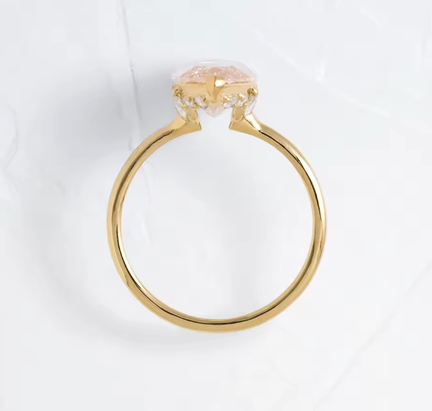 v-prong pink marquise cut lab-grown diamond ring in yellow gold – 3.0 ct (14k)