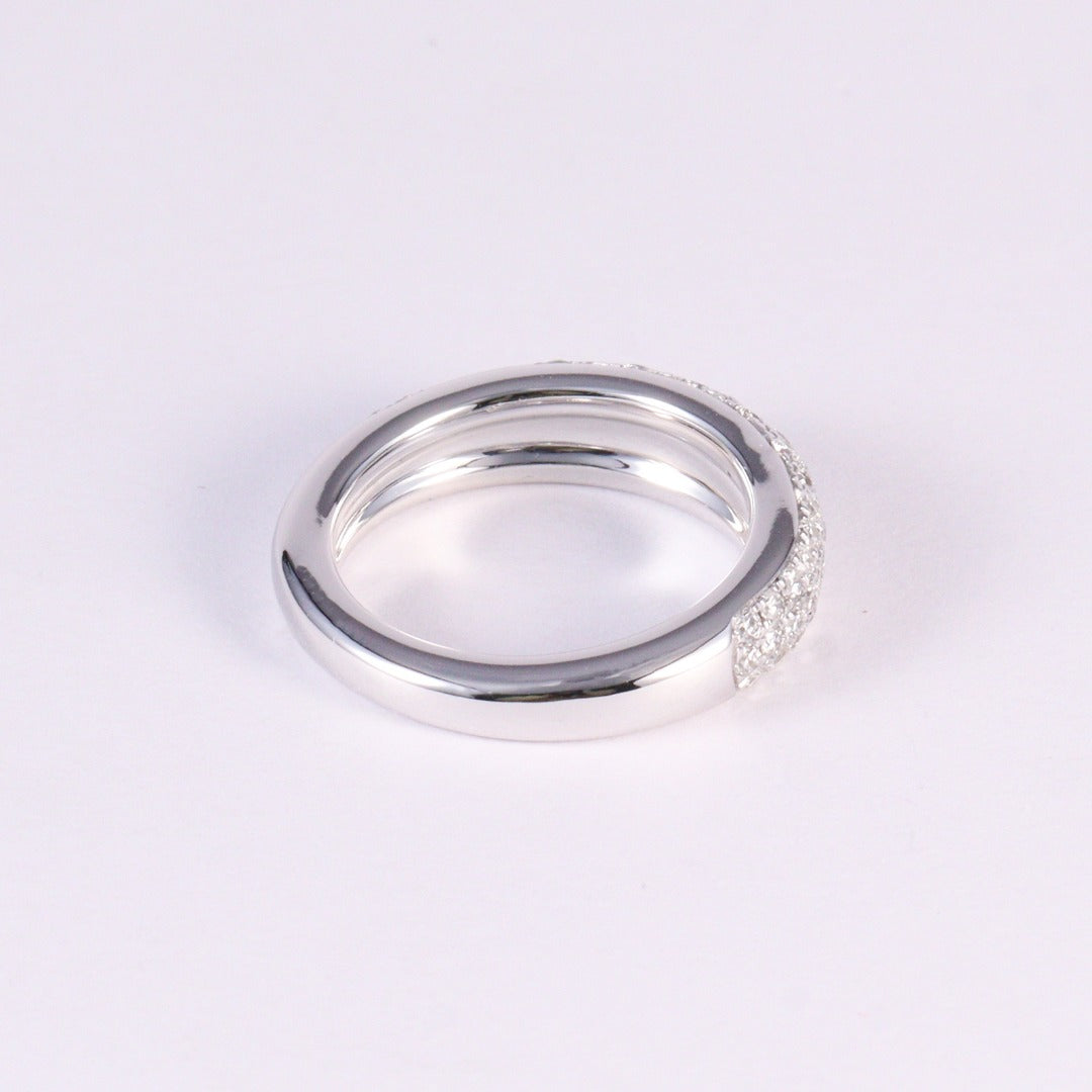 diamond pavé dome stack ring in 9k gold